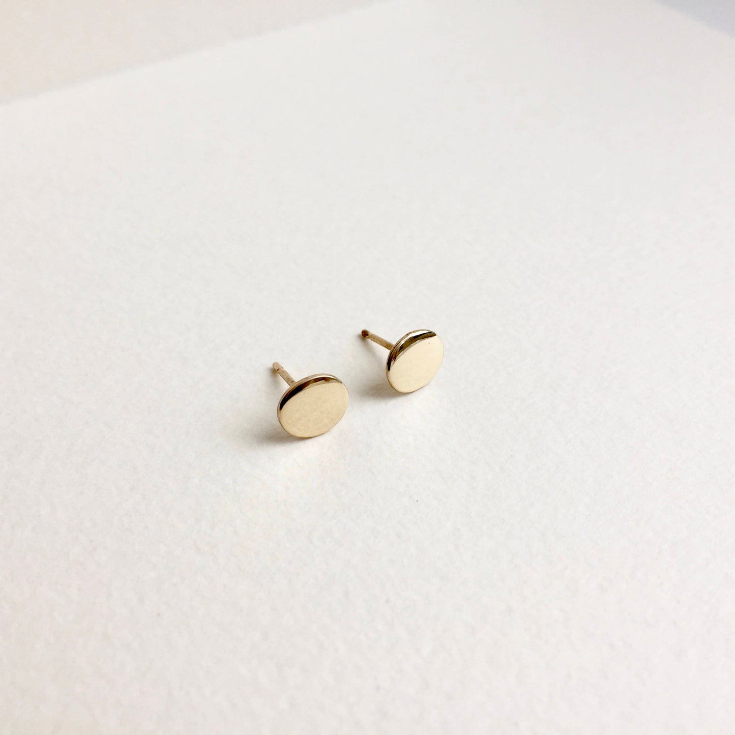 Pebble Studs